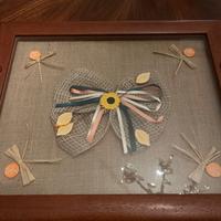 Vassoio in legno con decorazioni vintage