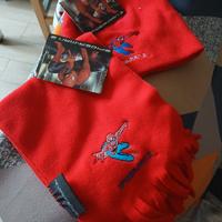 sciarpa e cappello spiderman