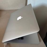 MacBook Air 2015 con Ubuntu 22.04