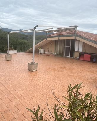 Villanova bilocale con terrazzo