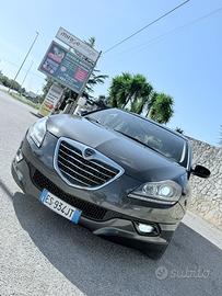 LANCIA Delta 1.4 T-Jet 120 CV Silver Ecochic GPL