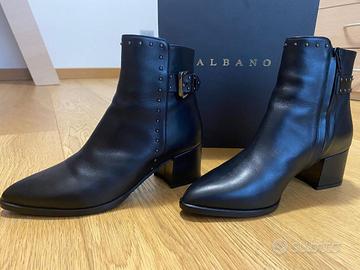 Stivale tronchetto nuovo