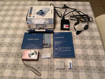 Sony Dsc-w55 Cybershot 7.2 MP Digital Camera