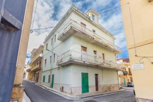 4 LOCALI A VILLABATE