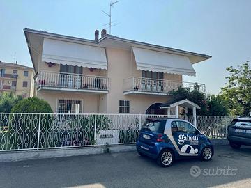 Villa bifamiliare Mortara [SF585VRG]