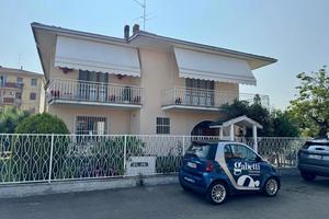 Villa bifamiliare Mortara [SF585VRG]