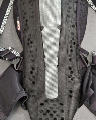 Paraschiena Alpinestars Nucleon KR-2