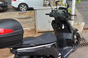 peugeot tweet 200cc