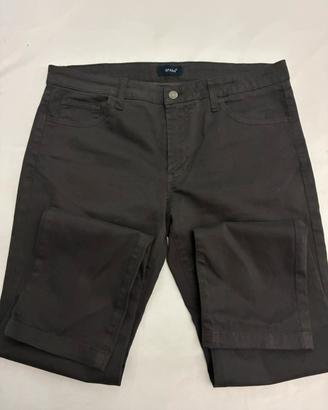Pantaloni spada
