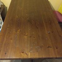 Tavolo in legno massello