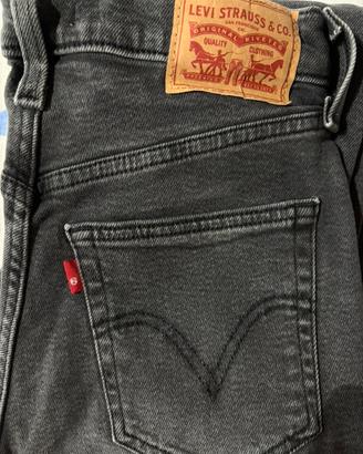 Jeans Levi’s High Waisted Mom tg. 26