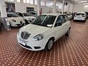 lancia-ypsilon-1-2-69-cv-unyca-neopatentati