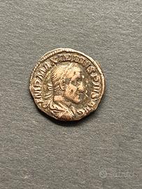 Moneta Romana 235-238 d.C. Denario d'Argento