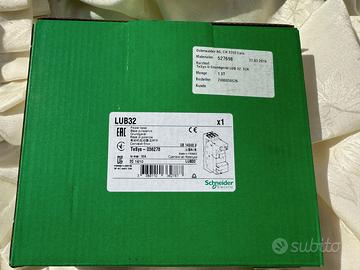 Unità base Schneider LUB32,32A,con morsetti a vite