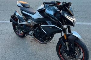 Cf moto 800 nk advanced