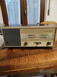 Radio vintage Mivar Races