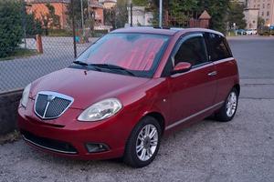 Lancia ypsilon 1.3 multijet full optional 
