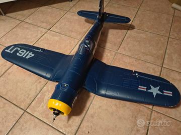 Aeromodello F4U Corsaire 