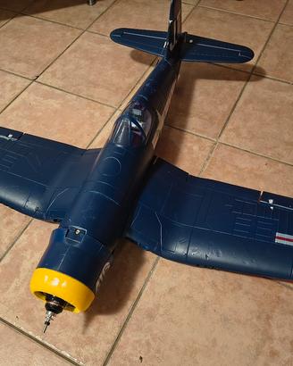 Aeromodello F4U Corsaire 