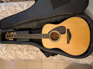 Chitarra elettroacustica Yamaha LL16M