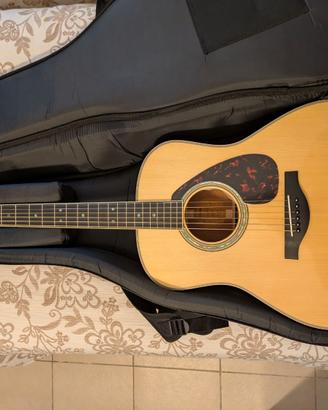 Chitarra elettroacustica Yamaha LL16M