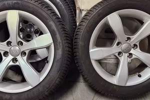 Cerchi in lega Audi A1 R16" + pneumatici invernal