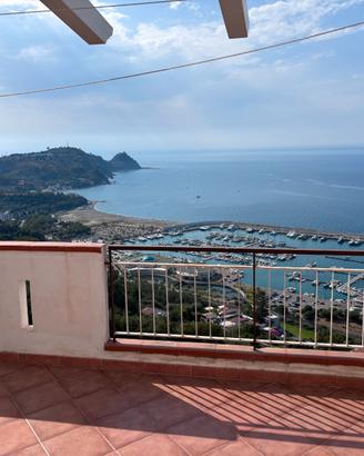 Appartamento con vista sulle isole Eolie
