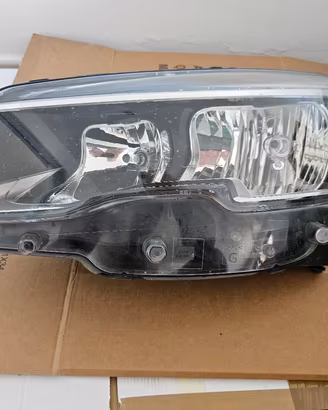 Fanale anteriore Peugeot 508 sw 2019