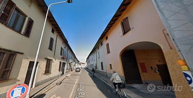 Bilocale su due livelli 370eu - LIBERO SUBITO