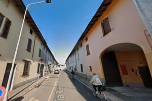 Bilocale su due livelli 370eu - LIBERO SUBITO