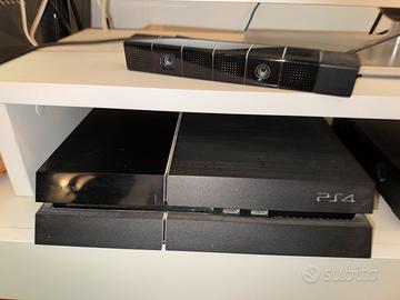 PS4 + VOLANTE + GIOCHI E ACCESSORI