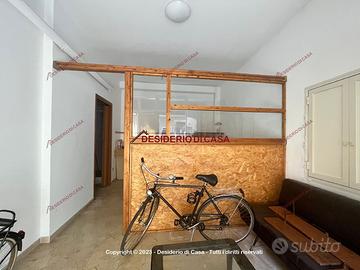 Locale, Casteldaccia.