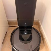 iRobot Roomba i7 con base autopulente
