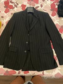 Abito uomo grigio scuro gessato