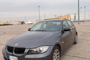 Bmw 320i e90