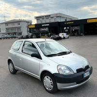 Toyota Yaris 1.0i 16V cat 3P Sol
