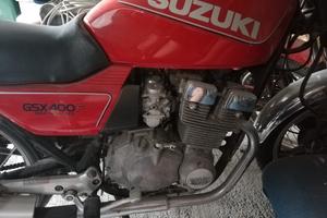 Suzuki GSX 400F