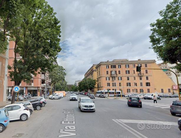 Trastevere stanza singola arredata