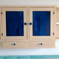 mobiletto in legno per bagno 