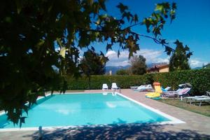 Agosto ,trilocale a Manerba del garda