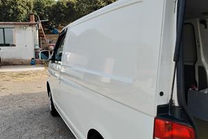 Volkswagen trasporter t5 
