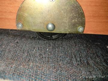 Letto singolo con rete e materasso