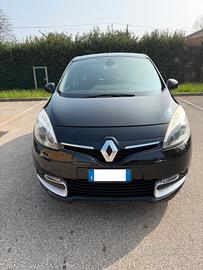 Renault Scenic X-Mod 1.5 dci - NEOP. - NAV. - GARA
