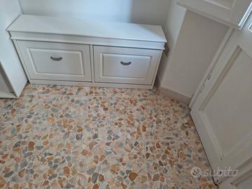 Scarpiera slim zona Porta Romana fuori dalla Ztl t