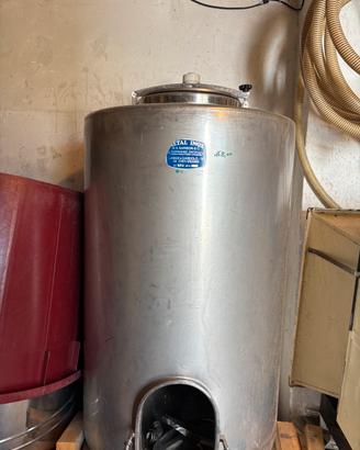 Botte in acciaio da 800 L