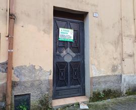 MAGAZZINO A CASTEL SANT'ELIA