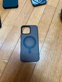 Cover nera per Iphone 16 pro max