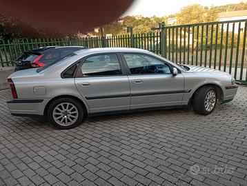 Volvo S 80