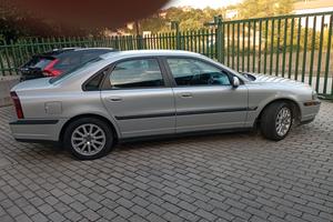 Volvo S 80