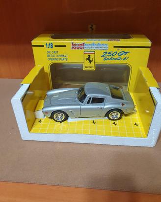 Ferrari 250 GT Berlinette Jouef evolution 1/18
